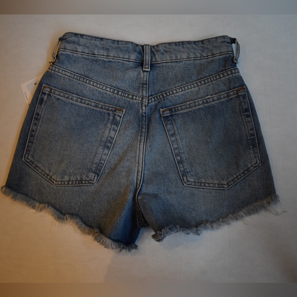 Zara jean shorts - Picture 2 of 3